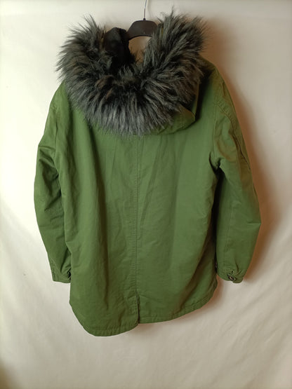 ZARA. Green quilted parka with patches. TL