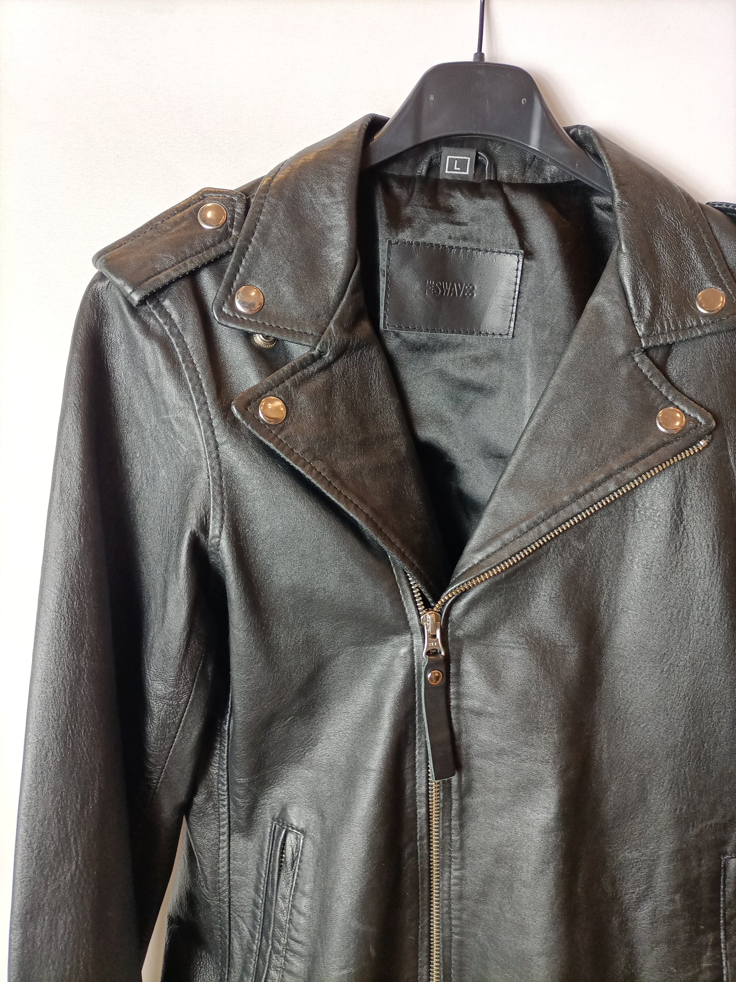 THE SWAY88. Black leather biker jacket