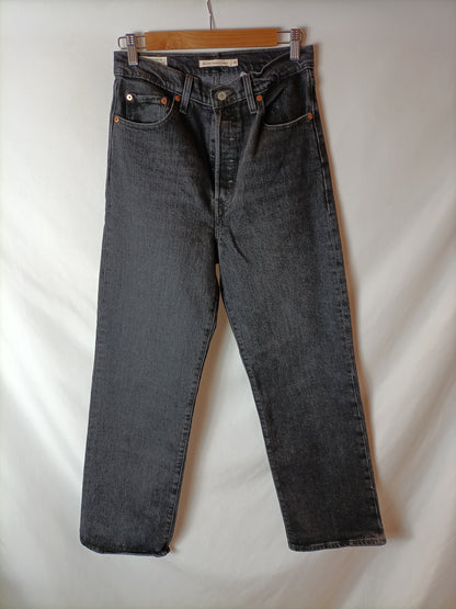 LEVI´S. Denim recto abotonado. T. 38