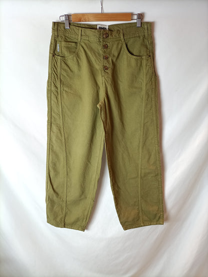 BIMBA Y LOLA. Pantalón slouchy verde. T 40