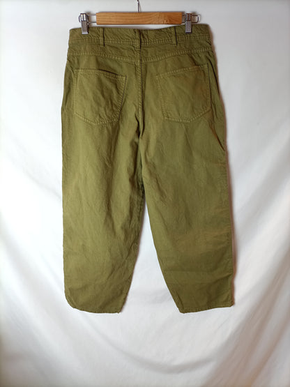 BIMBA Y LOLA. Pantalón slouchy verde. T 40