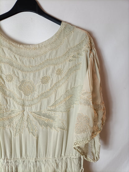 MAKSU. Vestido verde bordado T.m