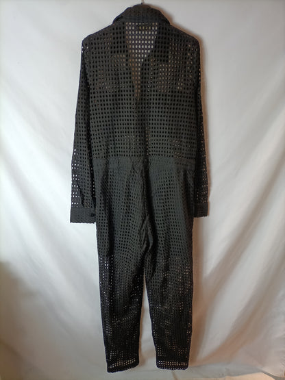 URBANVICART. Die-cut black jumpsuit TM