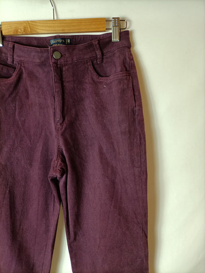 LLOYD'S. Pantalón burdeos T.38