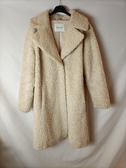 MIOH. Off-white sheepskin coat Ts