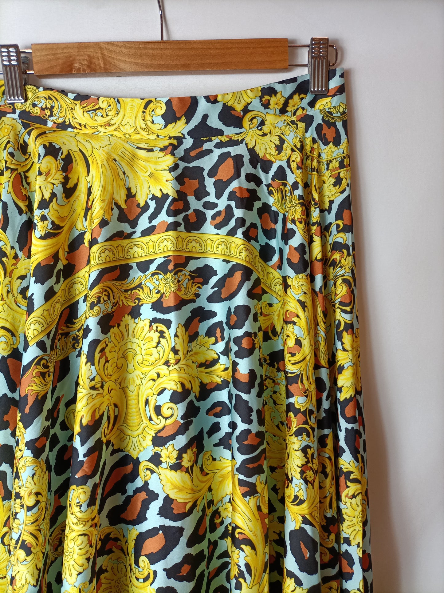 IMPERIAL. Falda midi estampada T.M