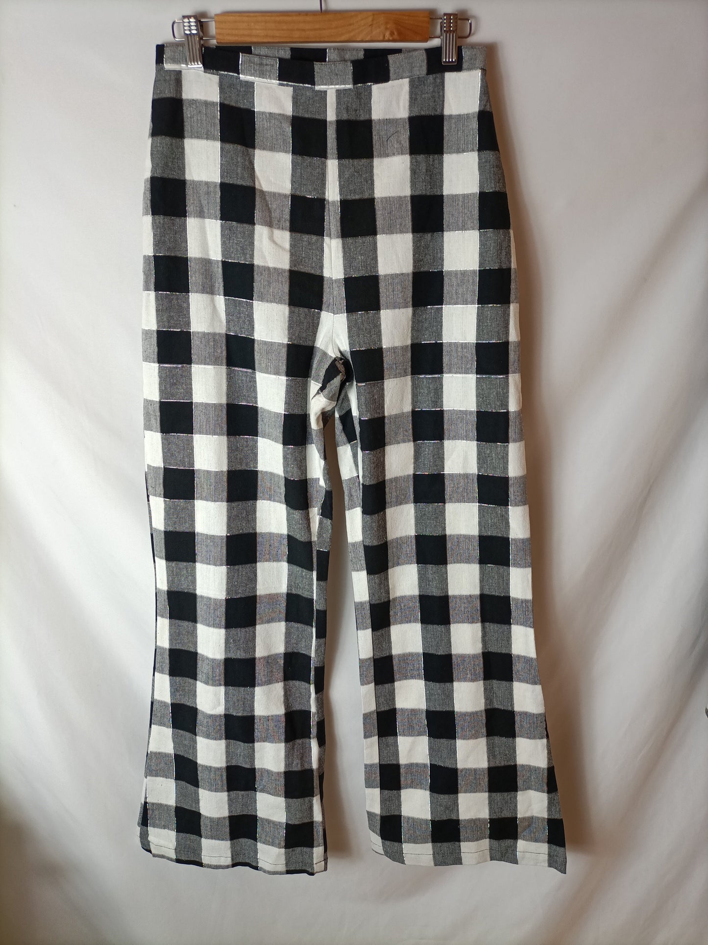 CHERUBINA. Total look  cuadros T.m