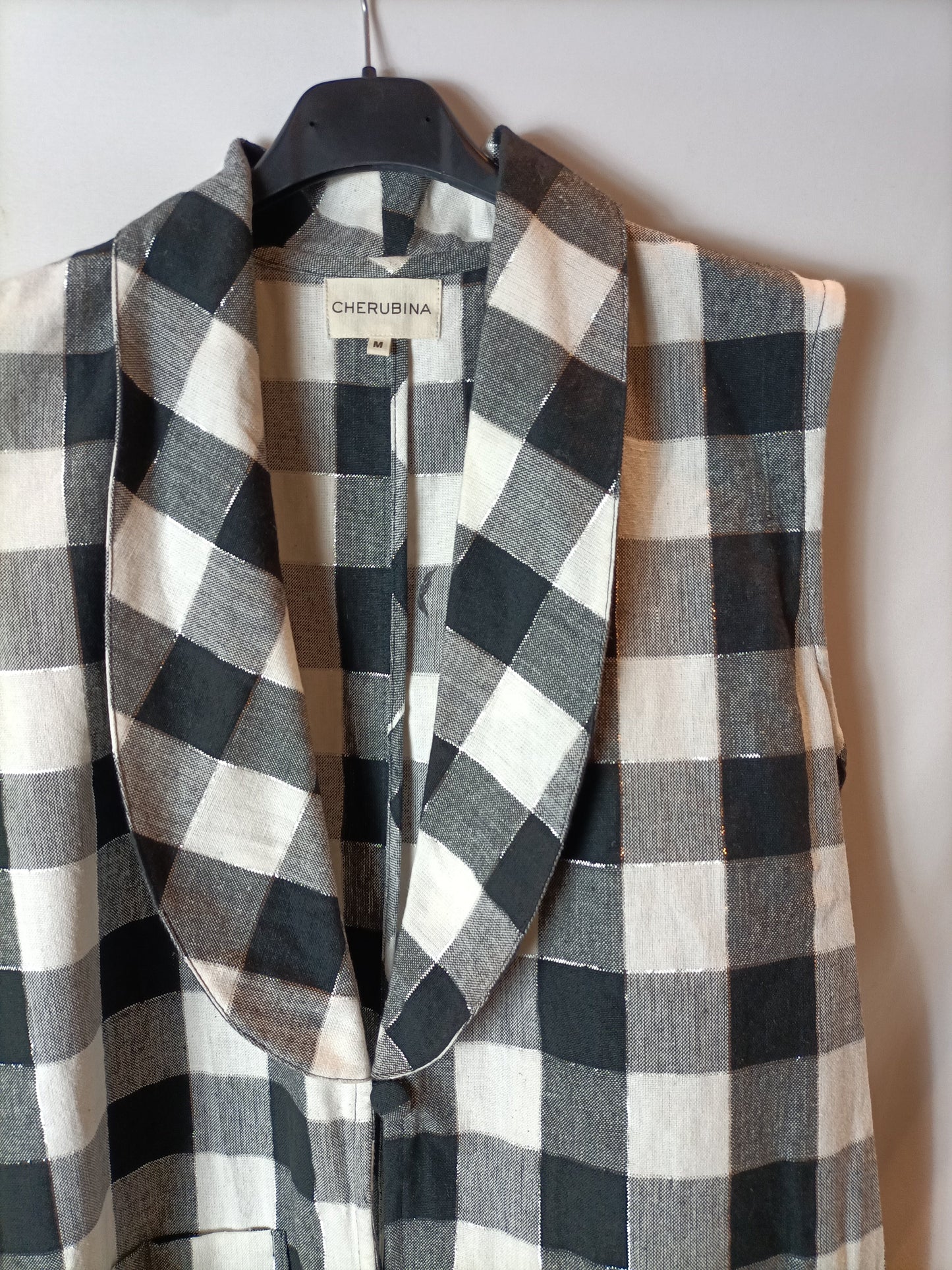 CHERUBINA. Total look  cuadros T.m