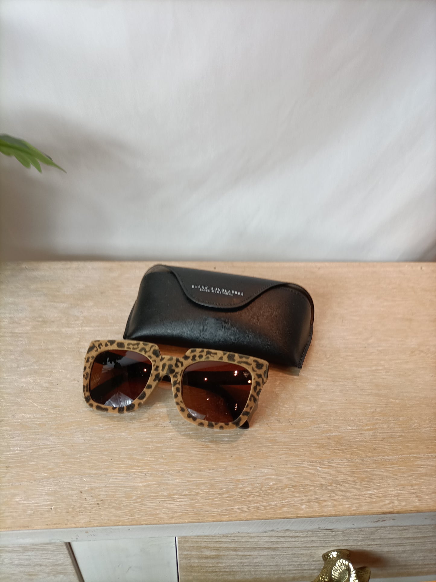 CARRIGHAN. Gafas animal print