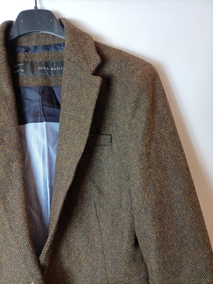 ZARA.- Blazer espiga marrón coderas 100% lana. T M