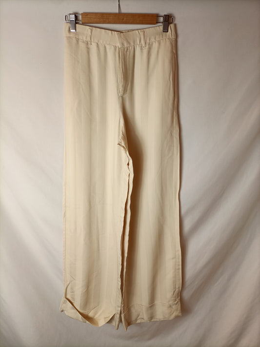 ZARA. Pantalón palazzo beige. T S (Tara)
