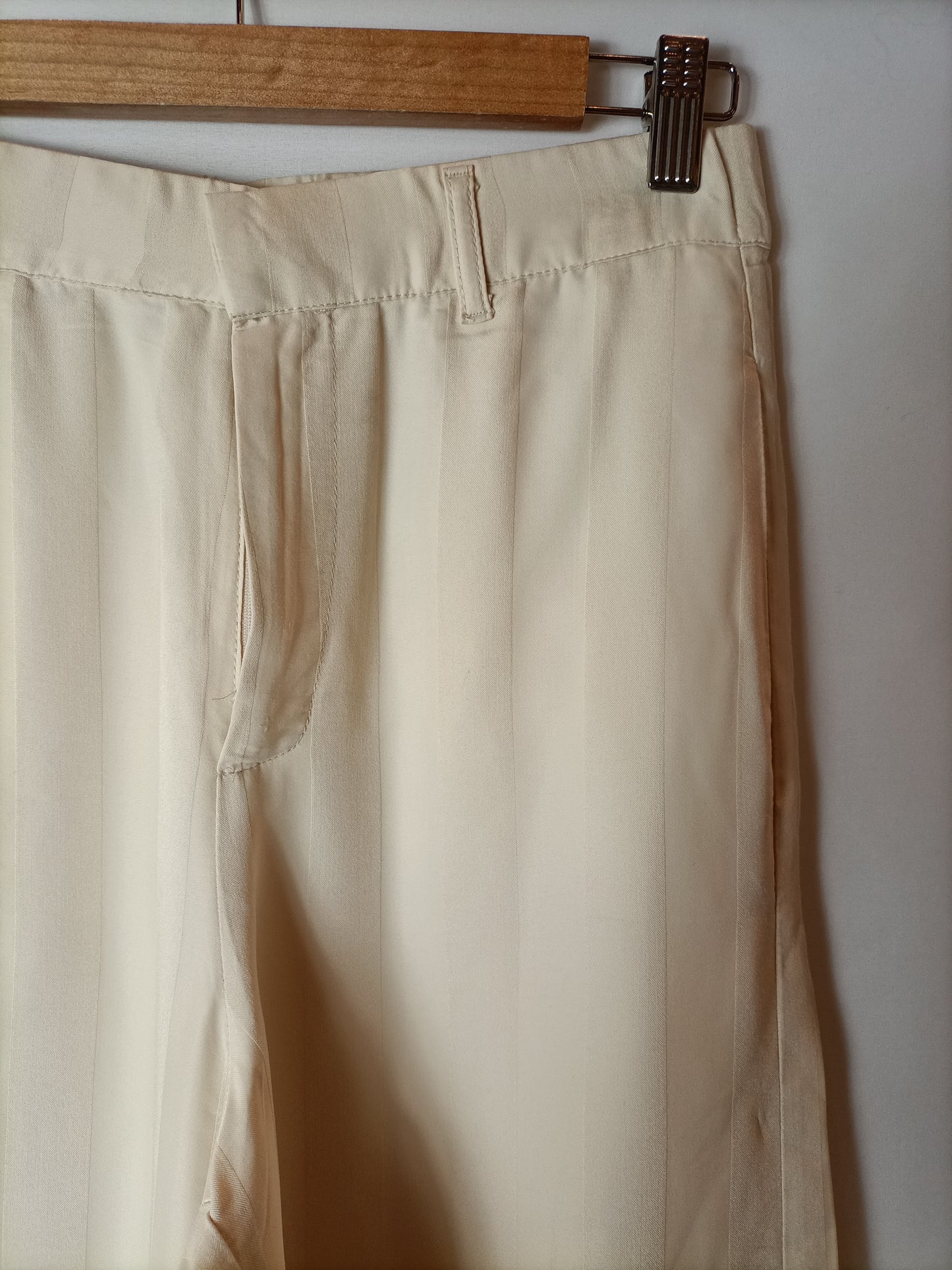 ZARA. Pantalón palazzo beige. T S (Tara)
