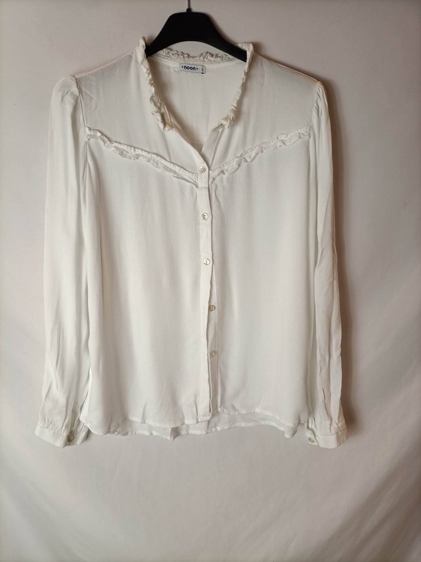 NOON. Blusa cuello mini volante blanca T M