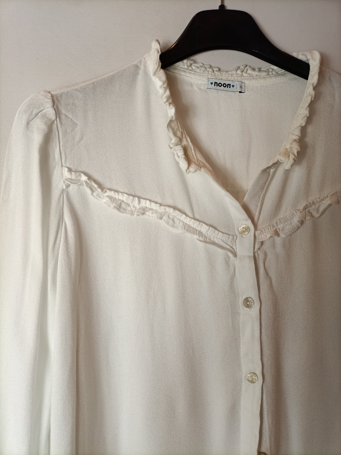 NOON. Blusa cuello mini volante blanca T M