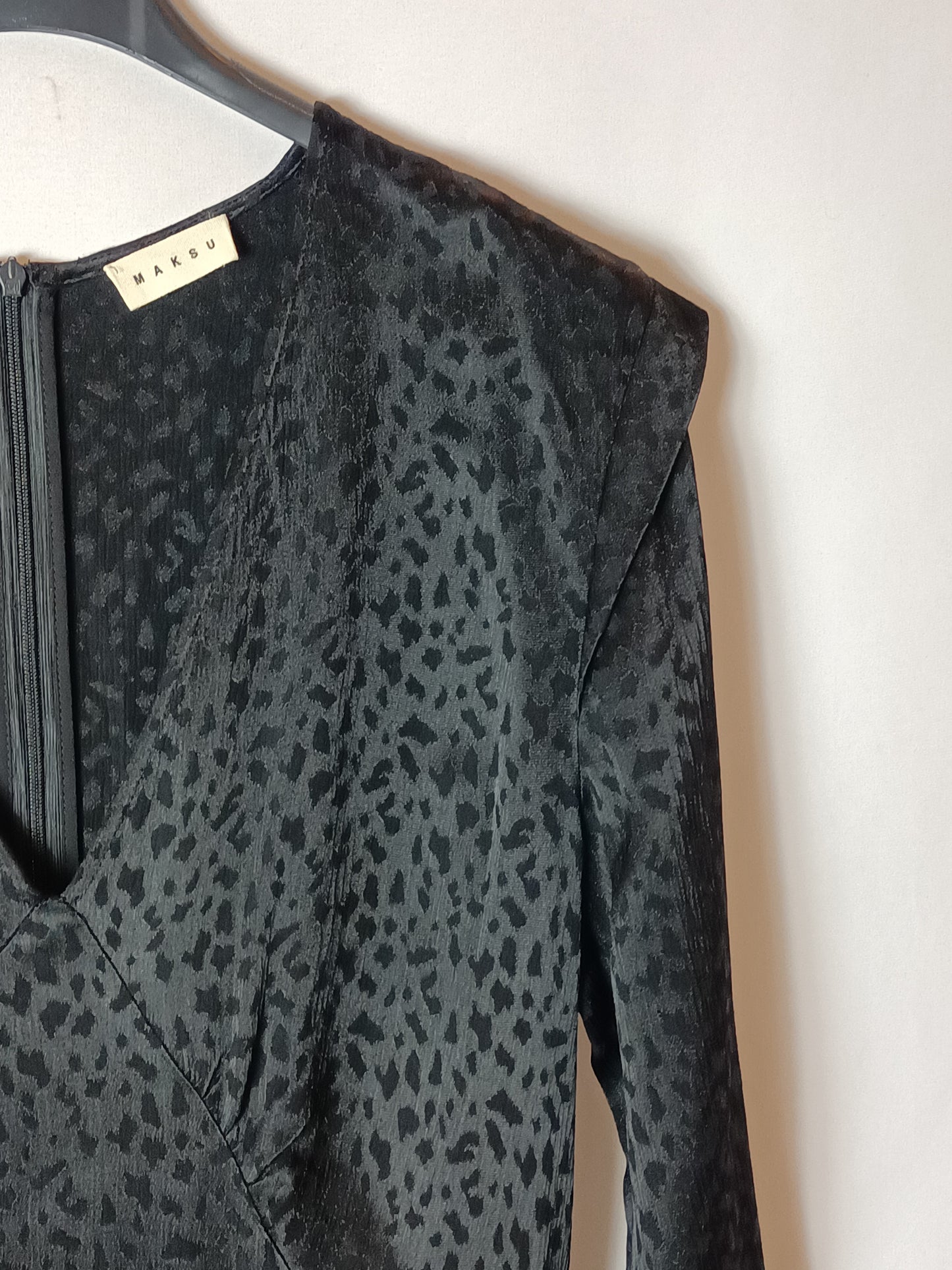 MAKSU. Long black print Ts dress