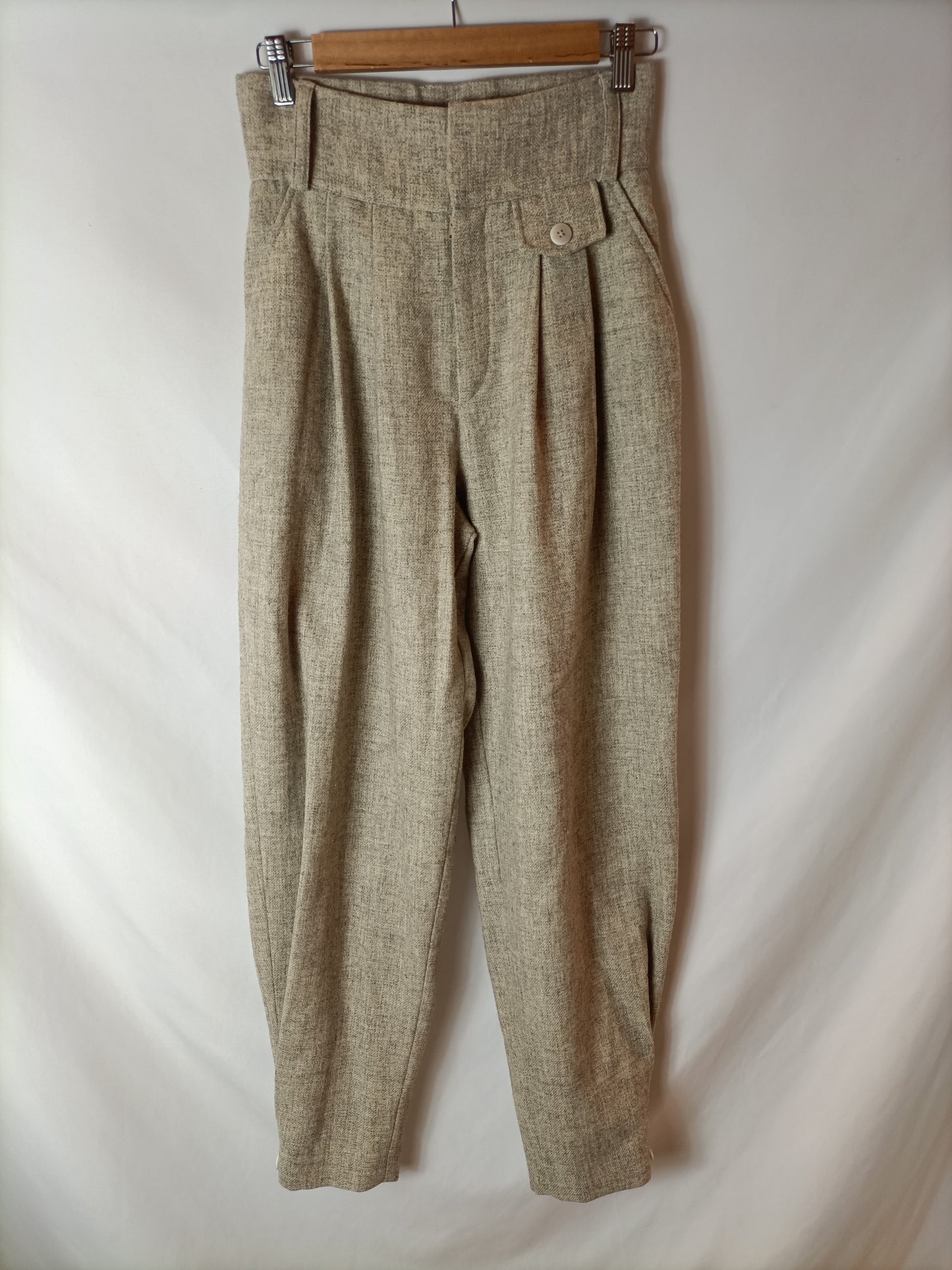 PALOMA LAJUD. Total look beige T.s