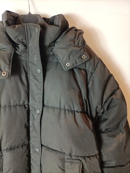 PULL&BEAR. Plumas con capucha negro. T XS