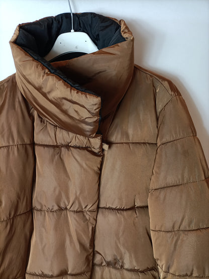 FLY LUXURY. Plumas ocre. T L/XL (Tara)