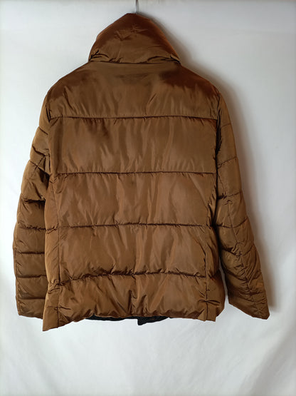 FLY LUXURY. Plumas ocre. T L/XL (Tara)