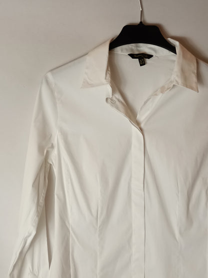 MASSIMO DUTTI. Camisa blanca básica T.38