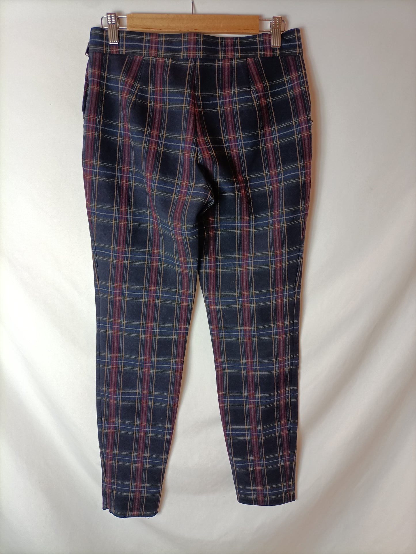 ZARA. Pantalón azul cuadros T.m