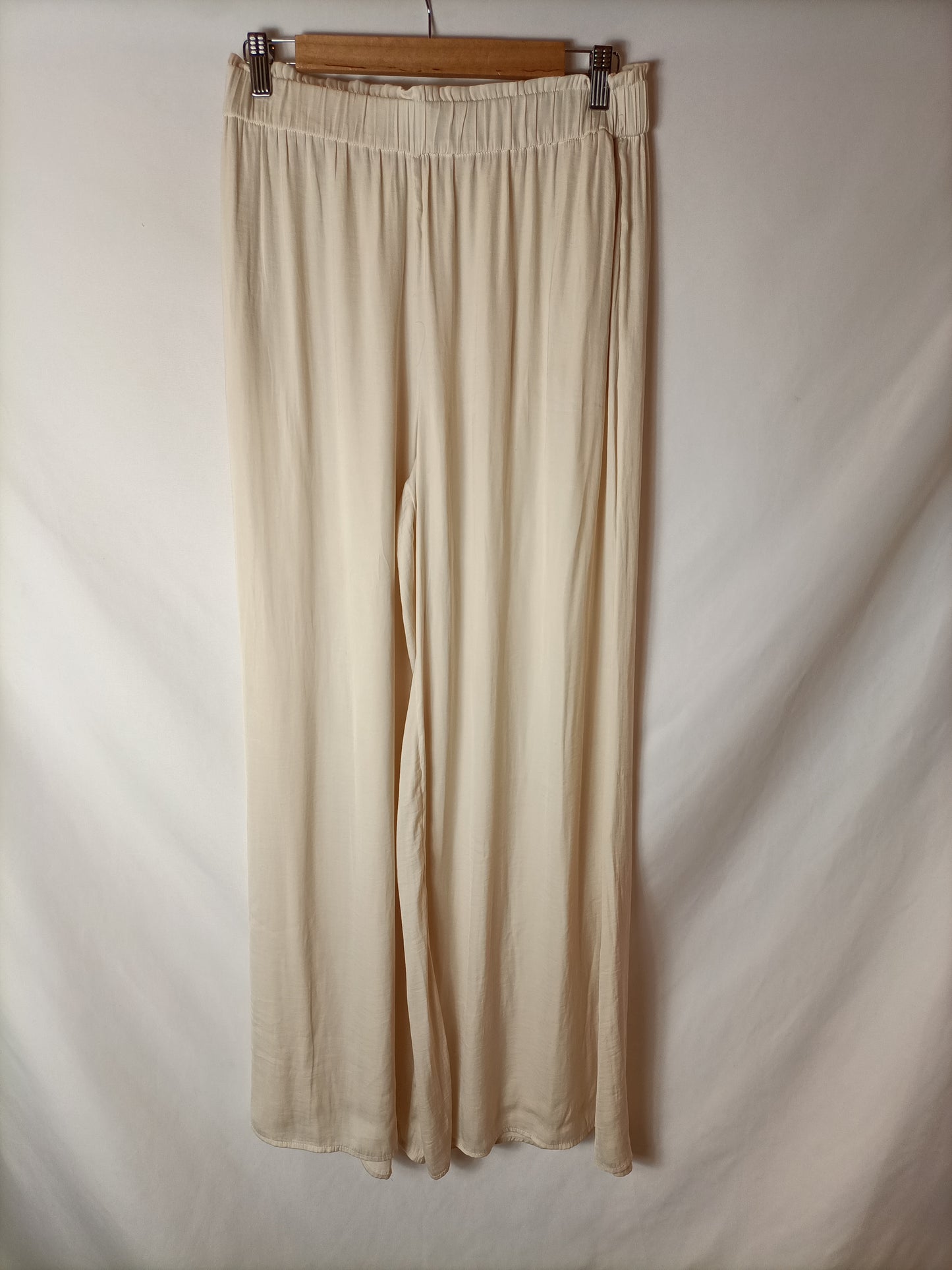 ZARA.Pantalón palazzo beige T.m