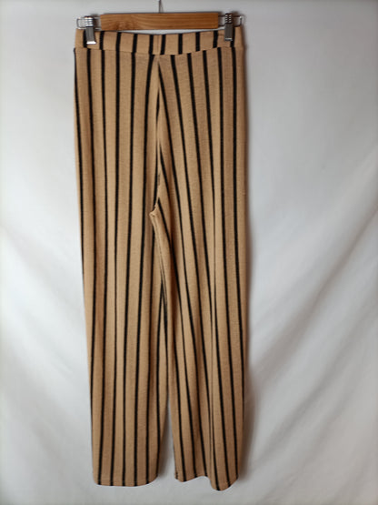 ZARA. Striped beige trousers Tm