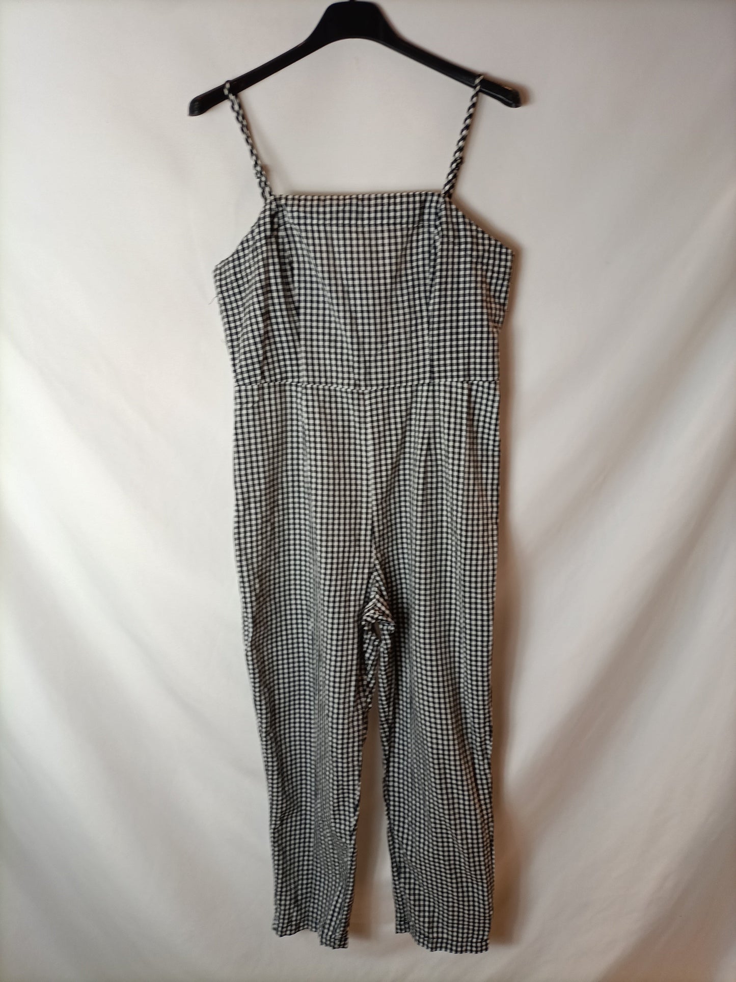 FOREVER 21. Mono largo vichy negro y blanco. T M