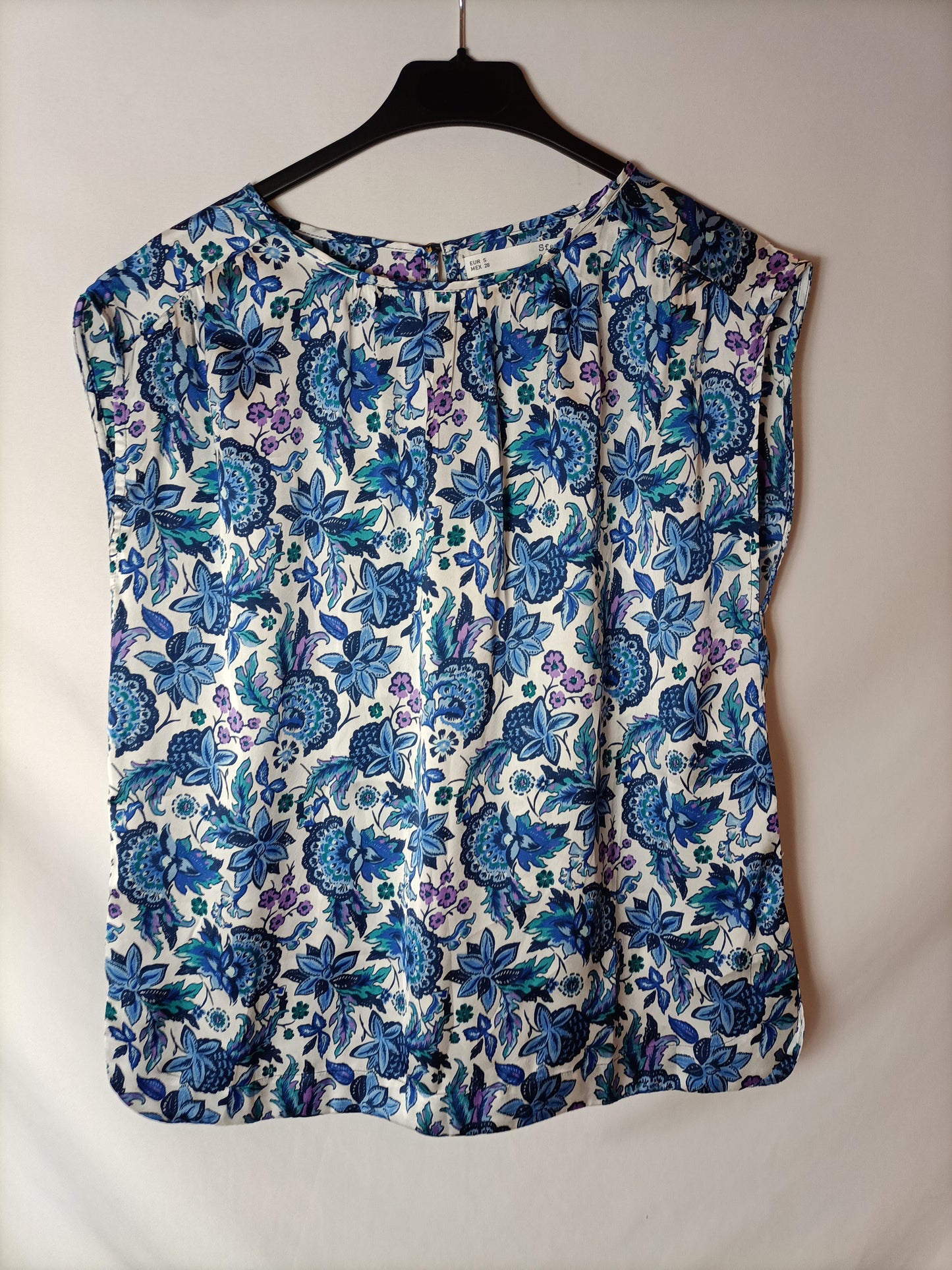 SFERA. Flowy printed top. TS