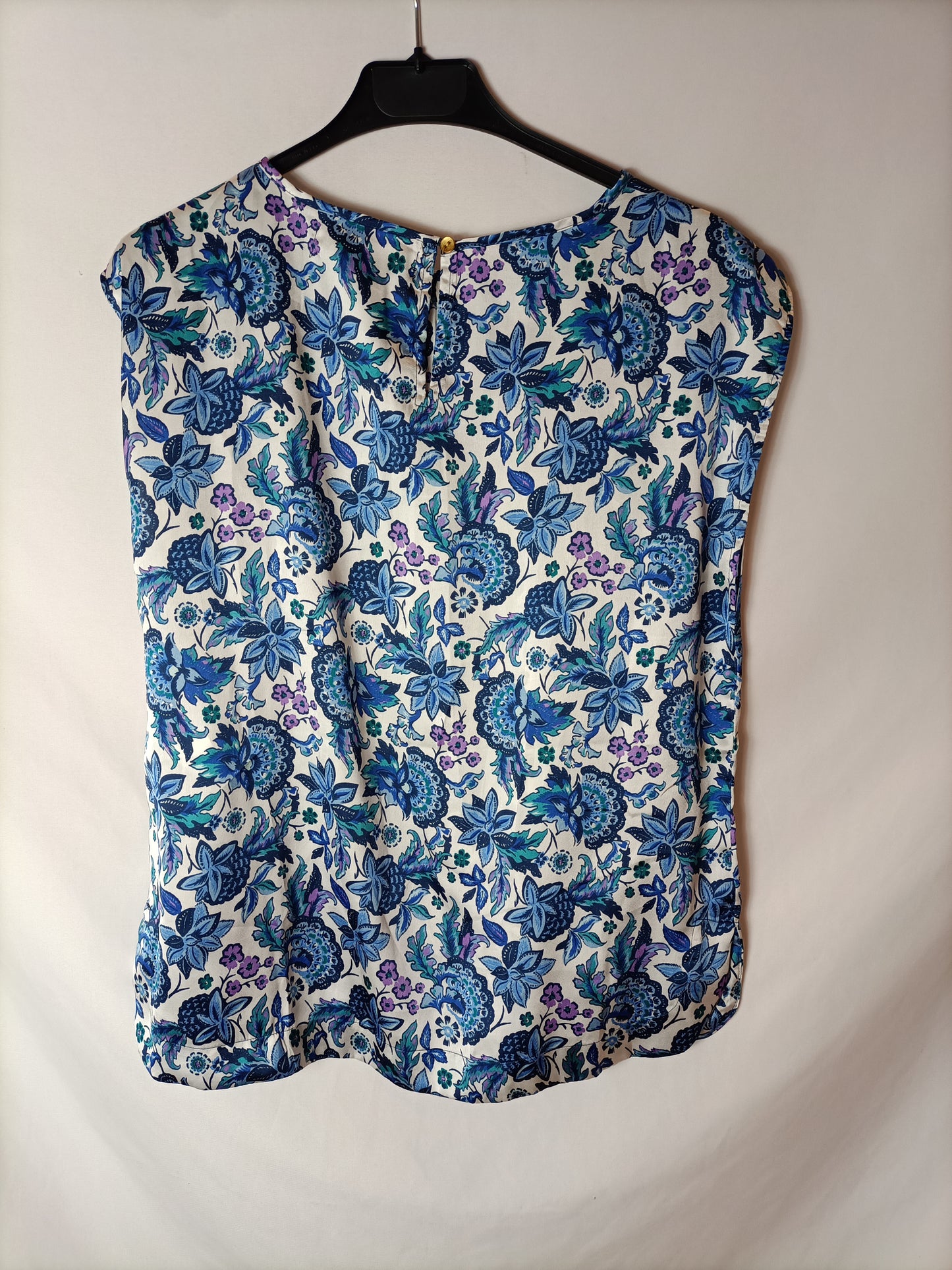 SFERA. Flowy printed top. TS
