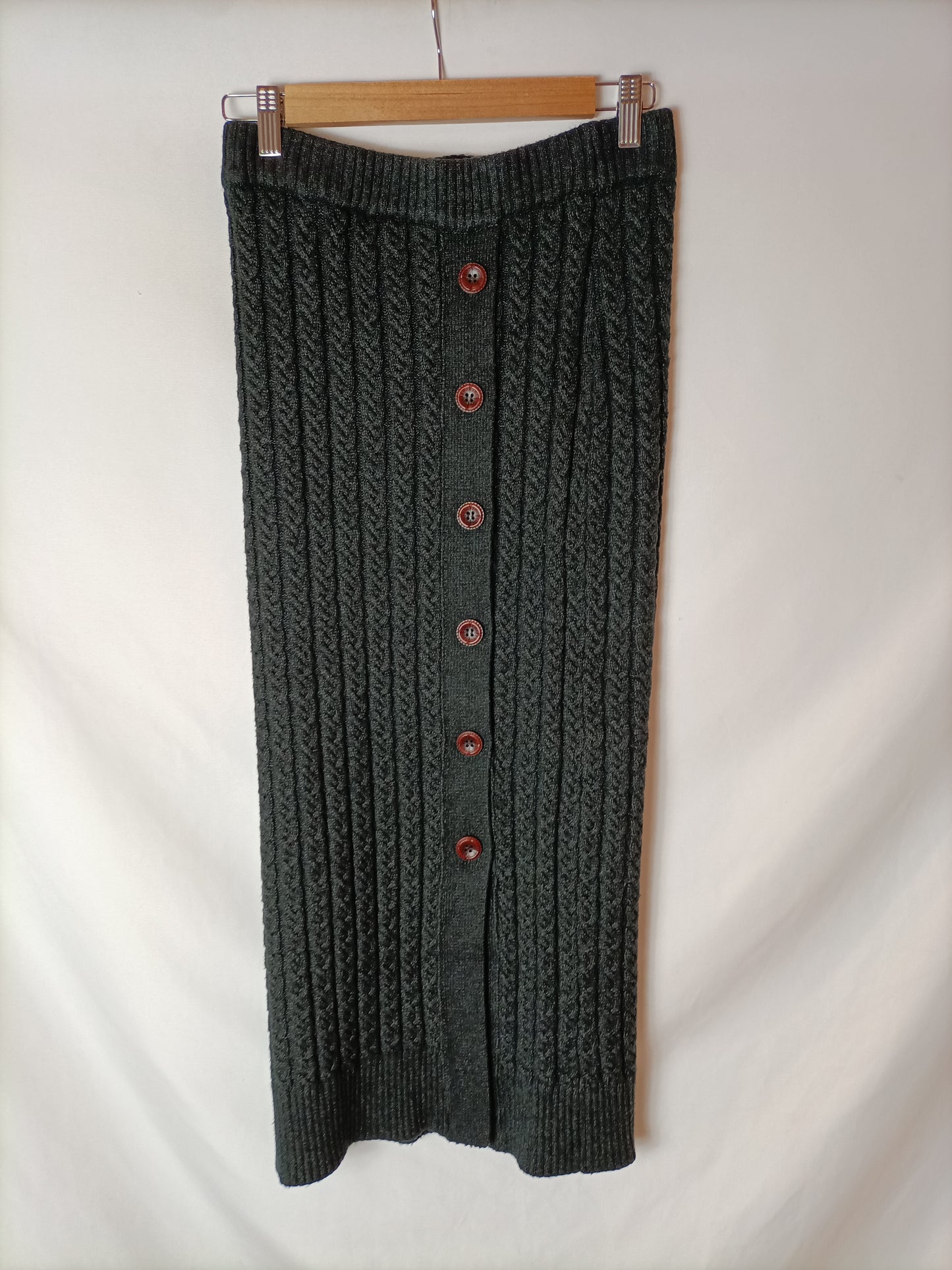 ZARA. Falda midi punto gris T.s