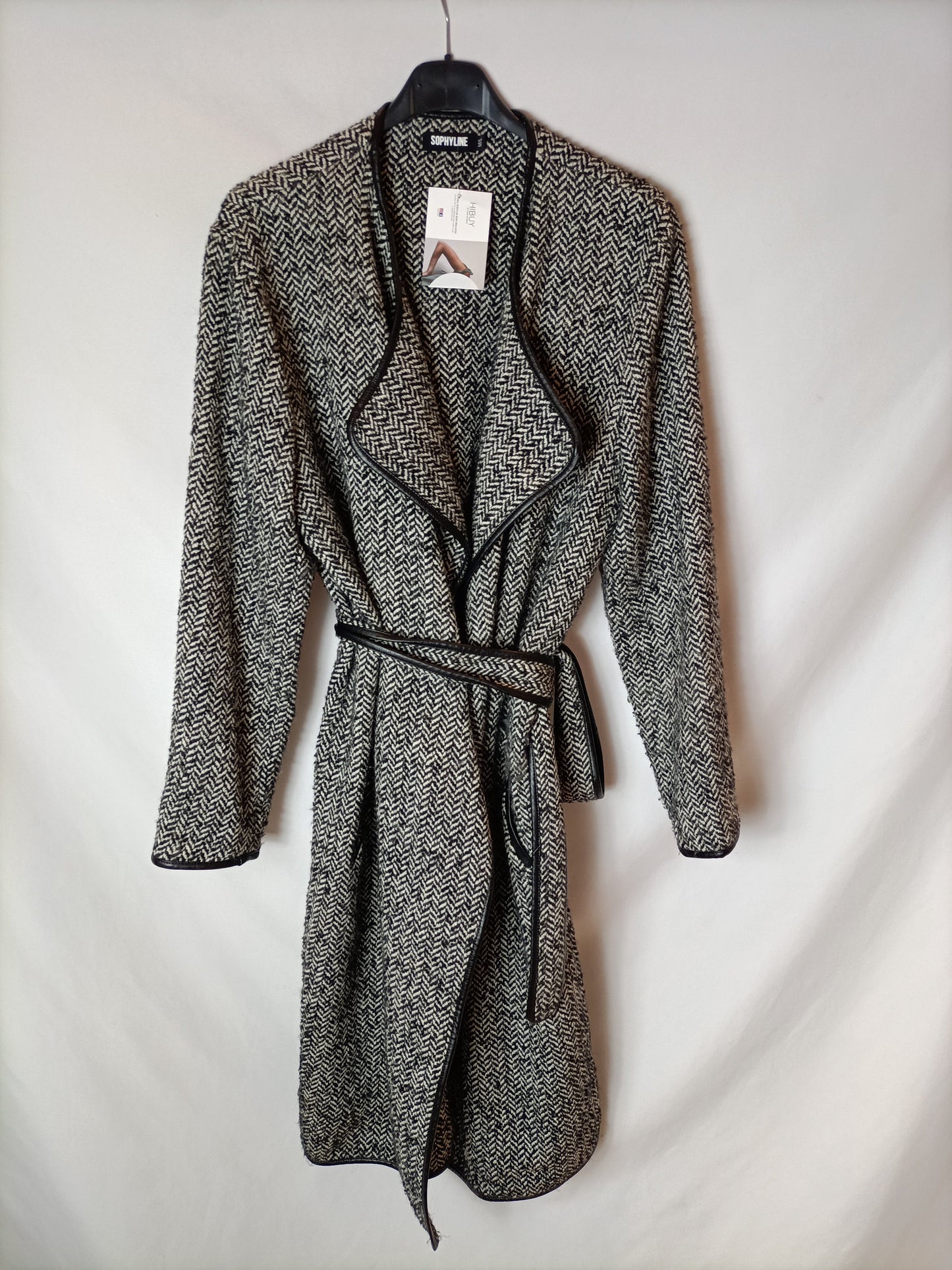 SHOPYLINE. Abrigo espiga blanco y negro T M/L