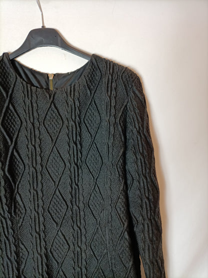 OTRAS. Vestido negro textura T.M