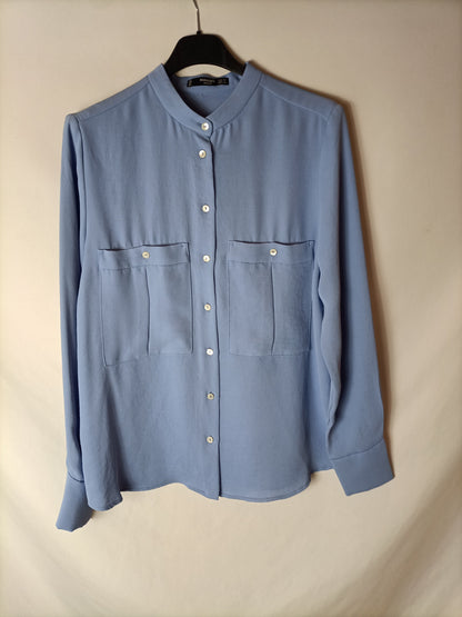 MANGO. Light blue flowy blouse. Size XS (S)