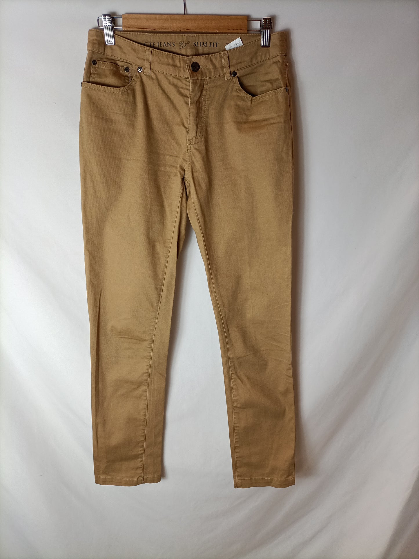 CORTEFIEL. Pantalones textura camel. T.38