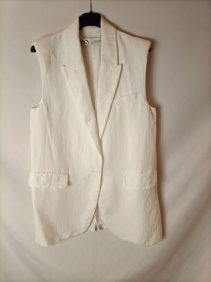ZARA. White vest T.xs