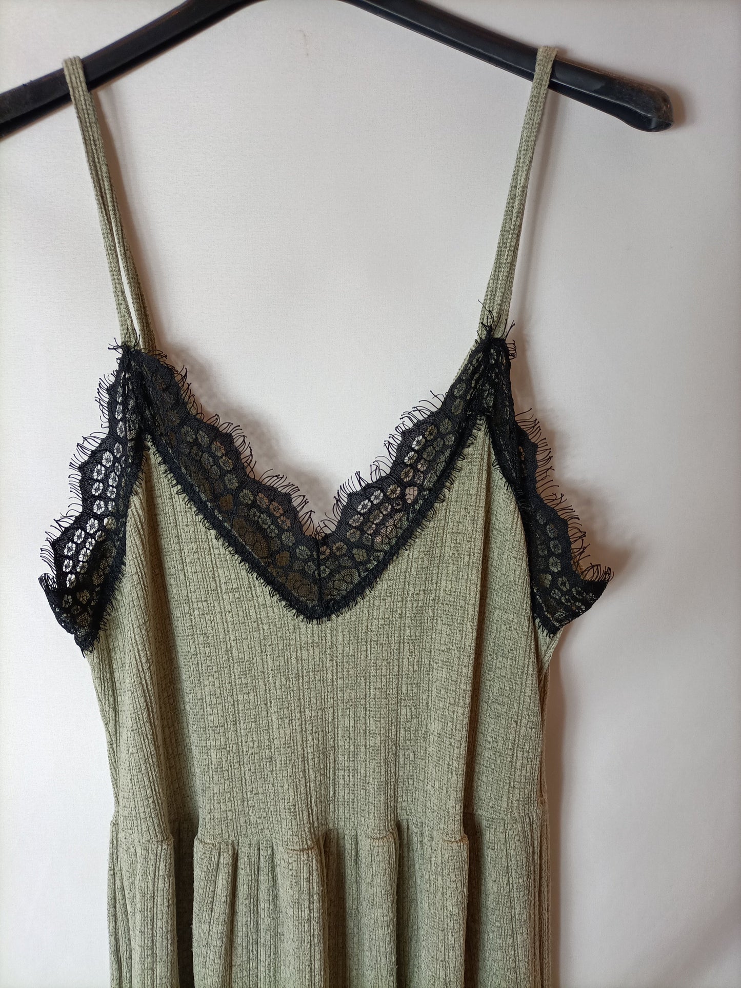 MANGO. Vestido midi verde T.s