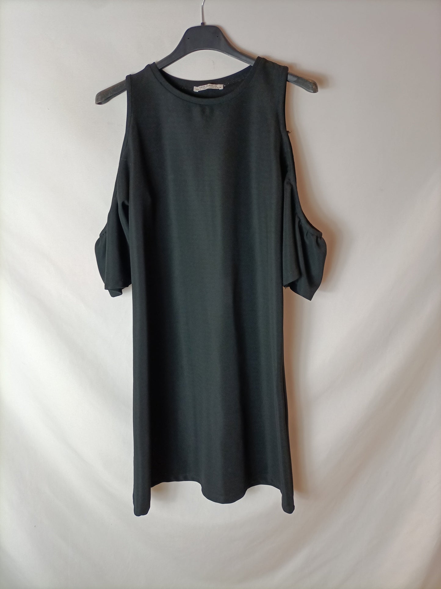 ZARA. Black off-the-shoulder dress
