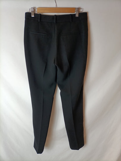 MANGO. Pantalón negro de vestir  T.36