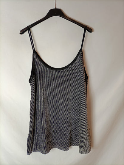 ZARA. Top rayas negro y plateado T.m