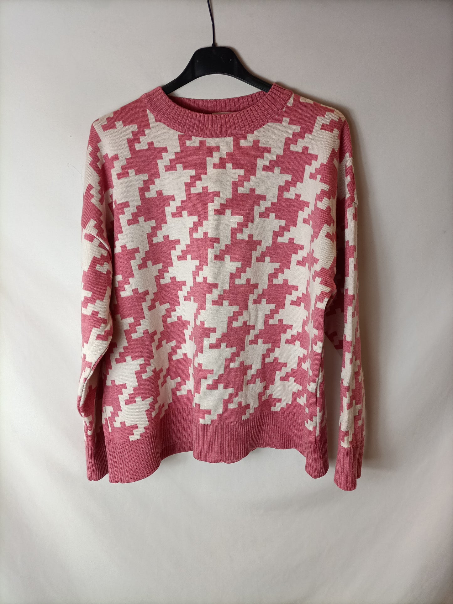 CARMELA CARMELA. Jersey estampado geométrico rosa. T M