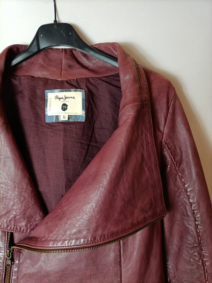 PEPE JEANS. Cazadora piel burdeos. T L