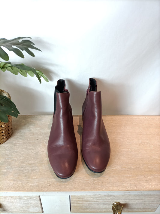MIMAO. Botines burdeos piel T.38