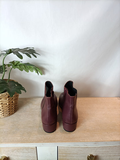 MIMAO. Botines burdeos piel T.38