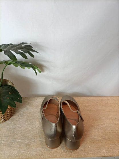 MONPIEL. Bailarina dorada hebilla T.38