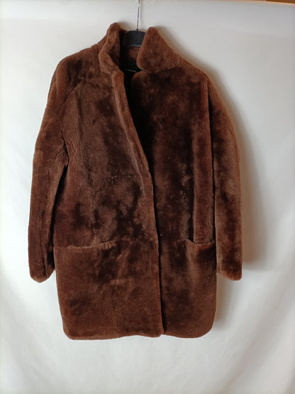 SFERA. Abrigo pelo marrón. T M