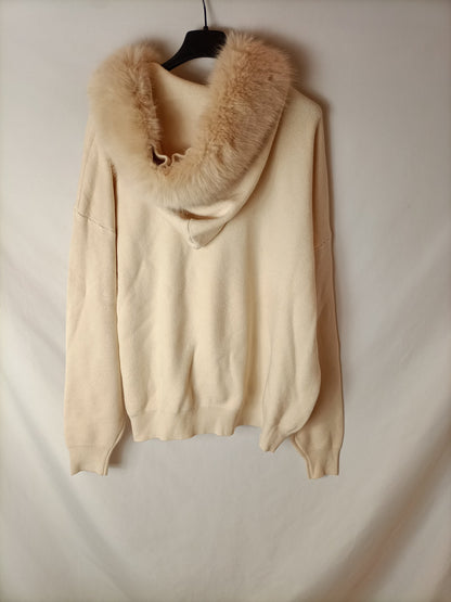 CARLOTA&amp;CO. Tu(l) furry hooded sweater