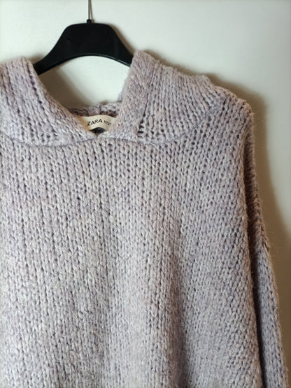 ZARA. Jersey lila capucha T.m