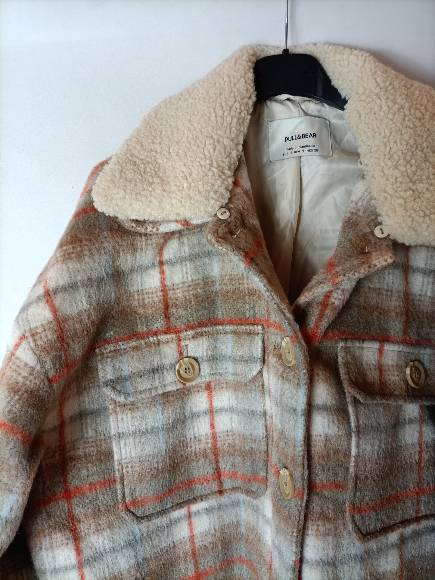PULL&amp;BEAR. Beige checked coat TM