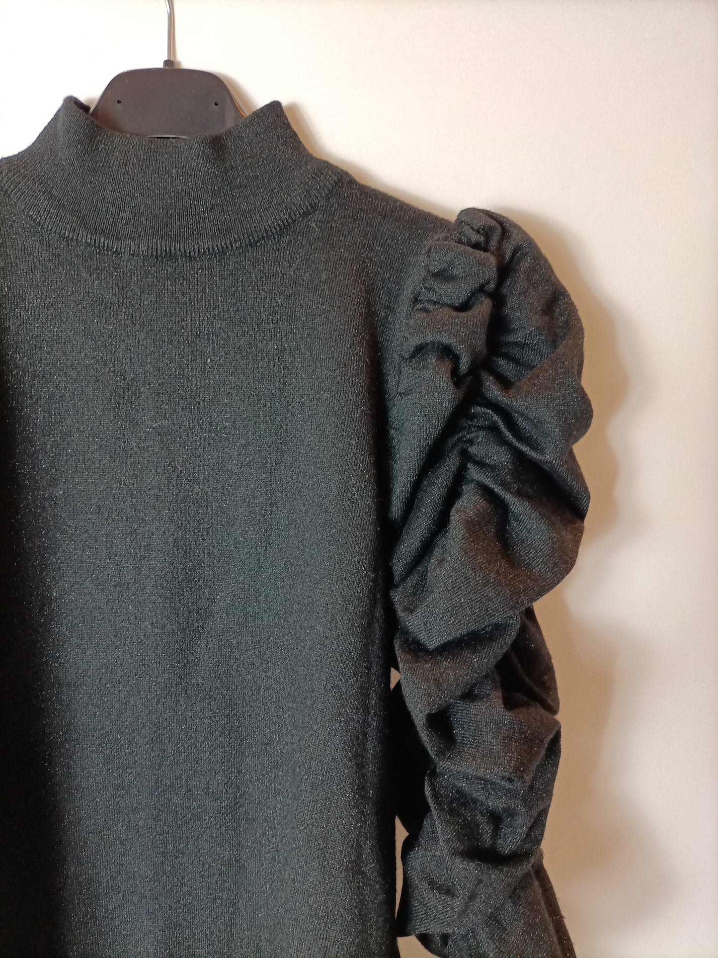 OTHERS. Black glitter Ts sweater